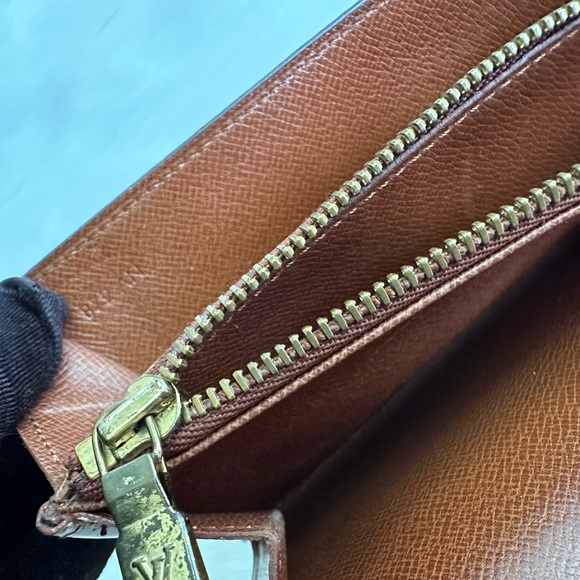 Stunning wallet - Picture 14 of 16